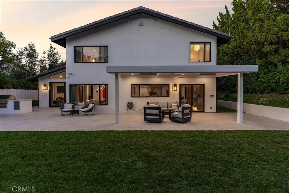 4425 Park Alisal Calabasas, CA 91302