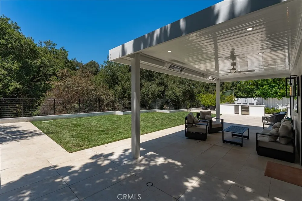 4425 Park Alisal Calabasas, CA 91302