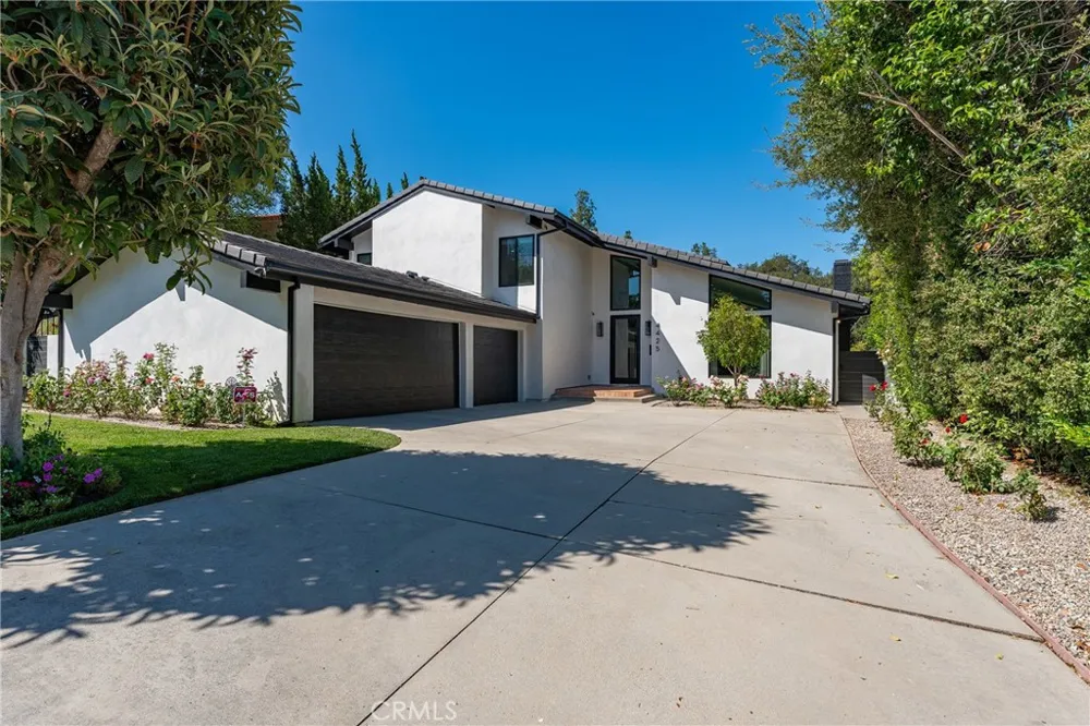 4425 Park Alisal Calabasas, CA 91302
