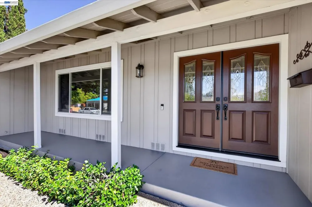 1740 Argonne Dr Concord, CA 94518