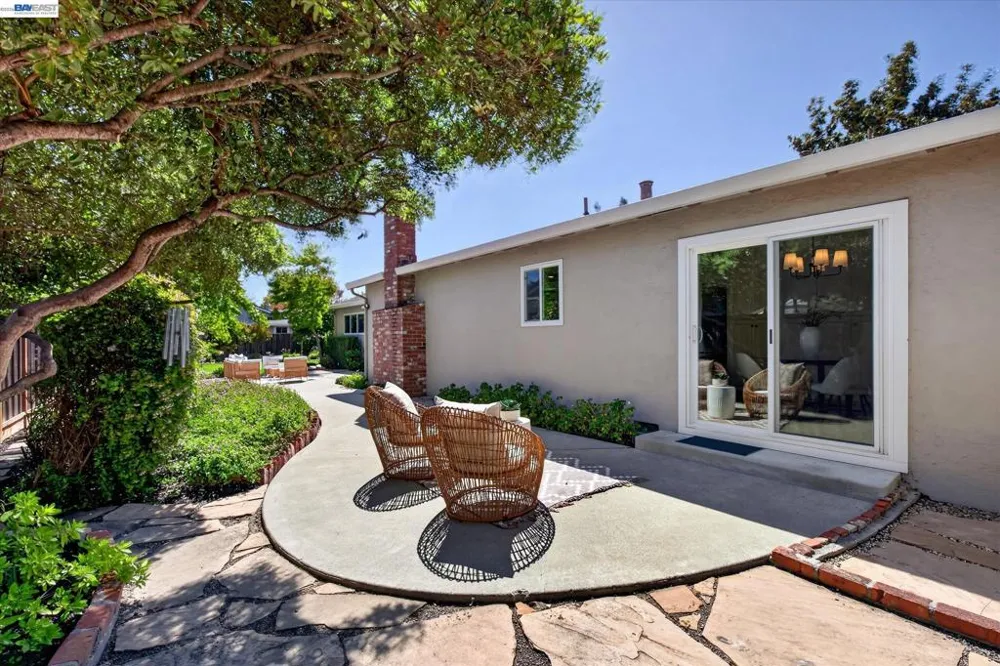 1740 Argonne Dr Concord, CA 94518