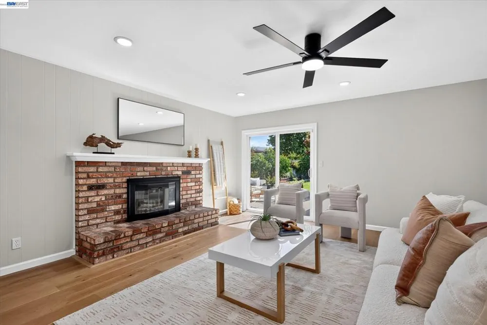 1740 Argonne Dr Concord, CA 94518
