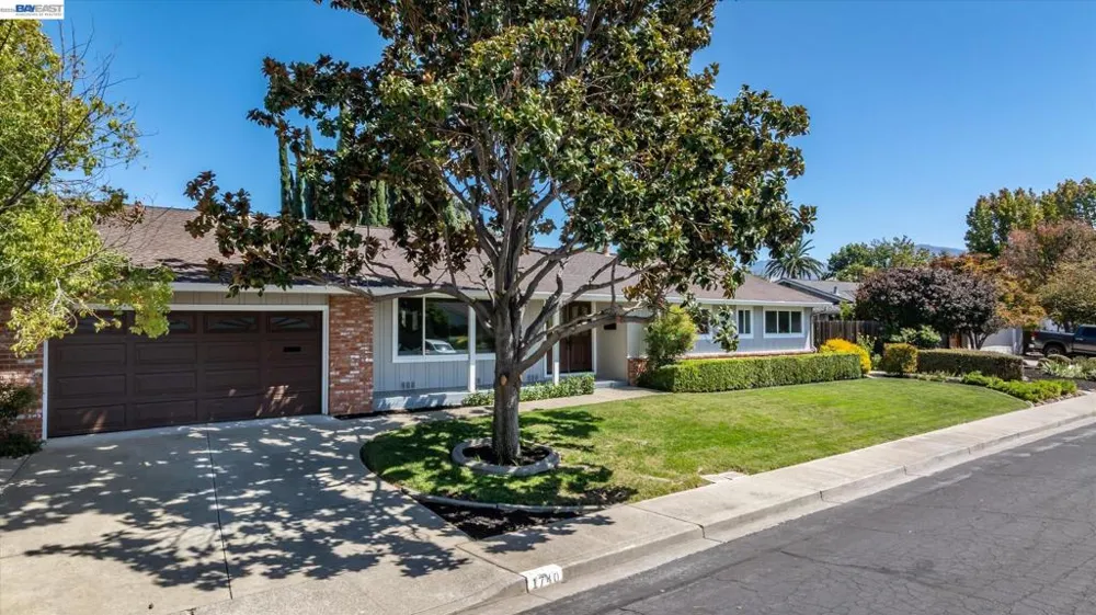 1740 Argonne Dr Concord, CA 94518