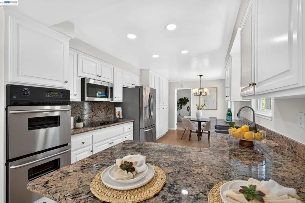 1740 Argonne Dr Concord, CA 94518