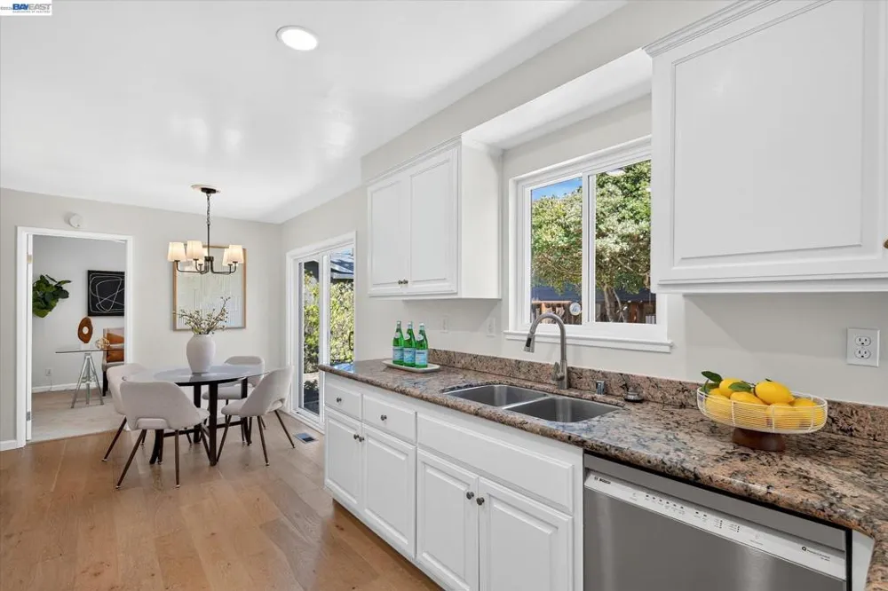 1740 Argonne Dr Concord, CA 94518