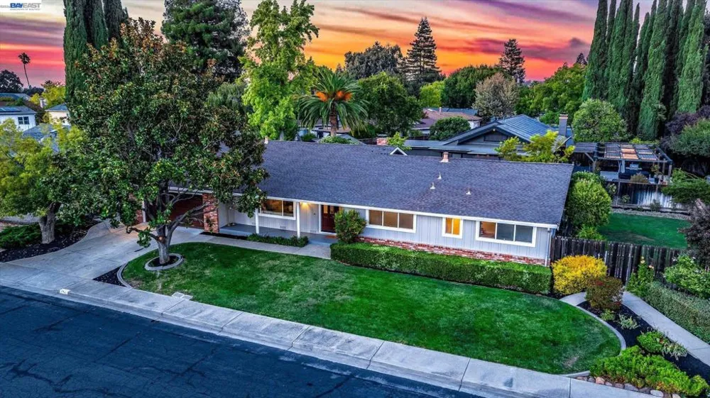 1740 Argonne Dr Concord, CA 94518