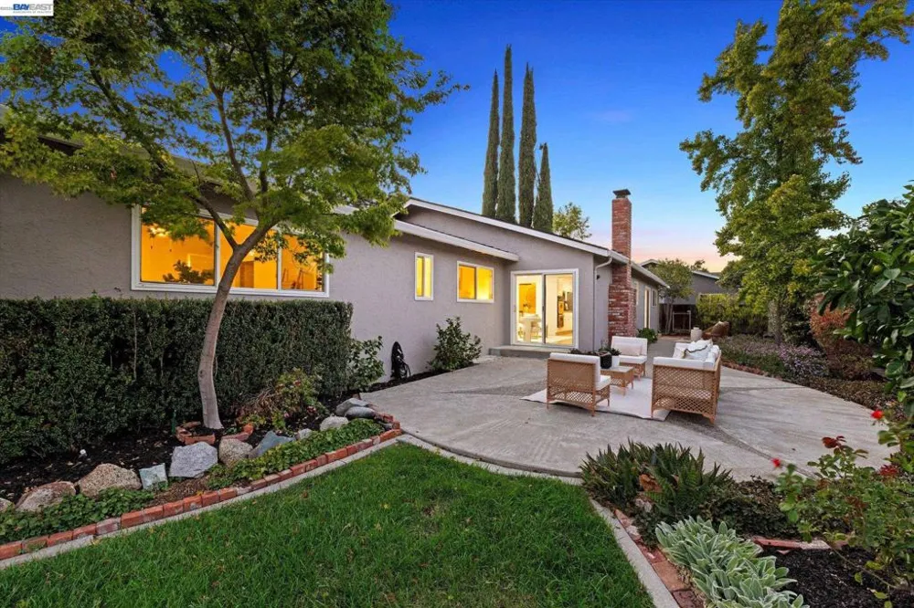 1740 Argonne Dr Concord, CA 94518