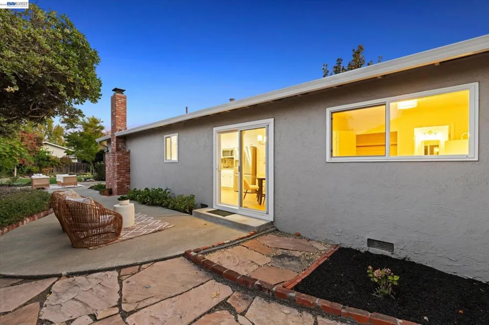 1740 Argonne Dr Concord, CA 94518