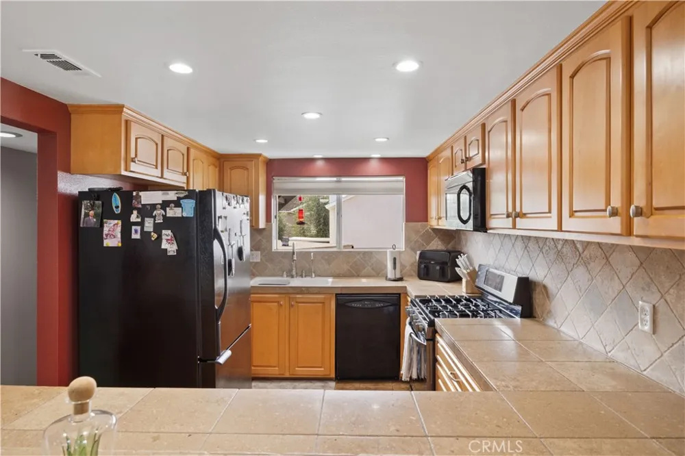 4892 Searidge Cir Huntington Beach, CA 92649