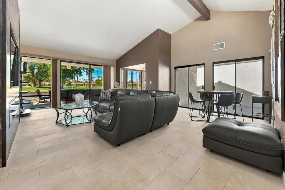 50 Avenida Las Palmas Rancho Mirage, CA 92270