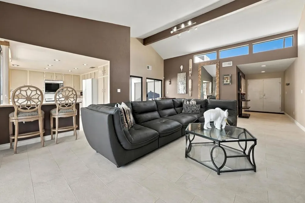 50 Avenida Las Palmas Rancho Mirage, CA 92270