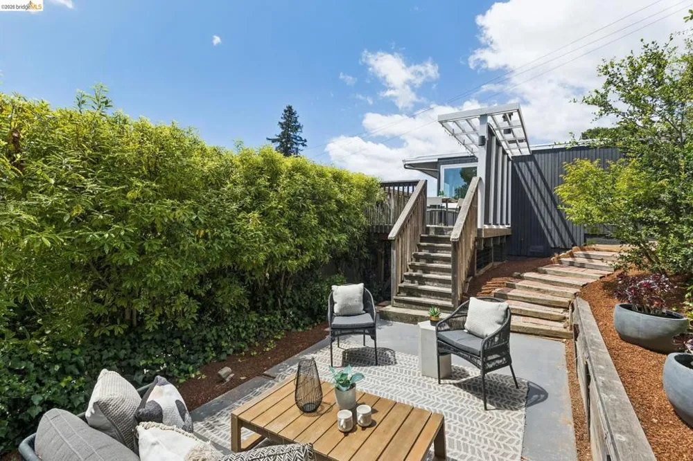 62 Arden Rd Berkeley, CA 94704