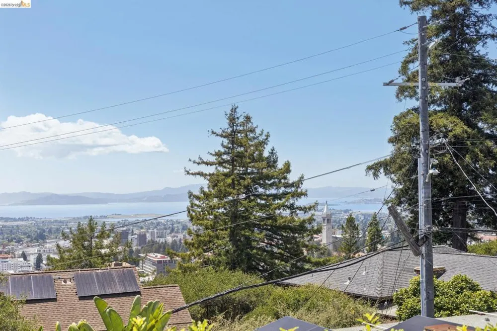 62 Arden Rd Berkeley, CA 94704