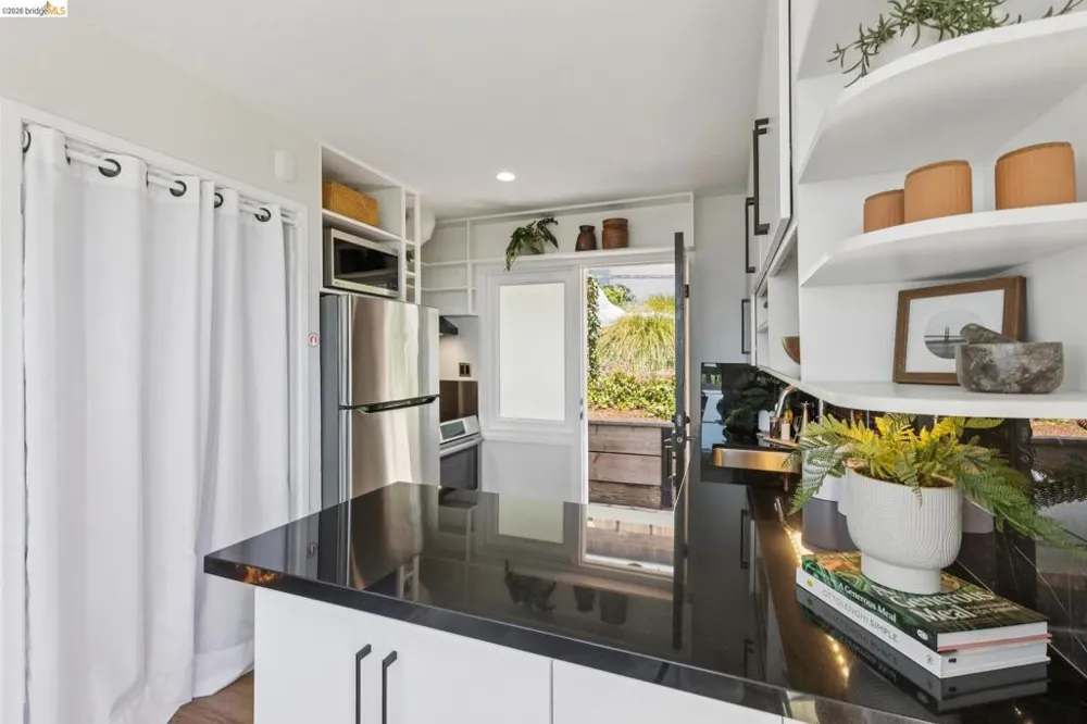 62 Arden Rd Berkeley, CA 94704