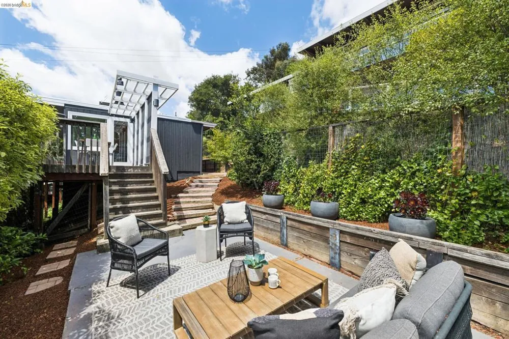 62 Arden Rd Berkeley, CA 94704
