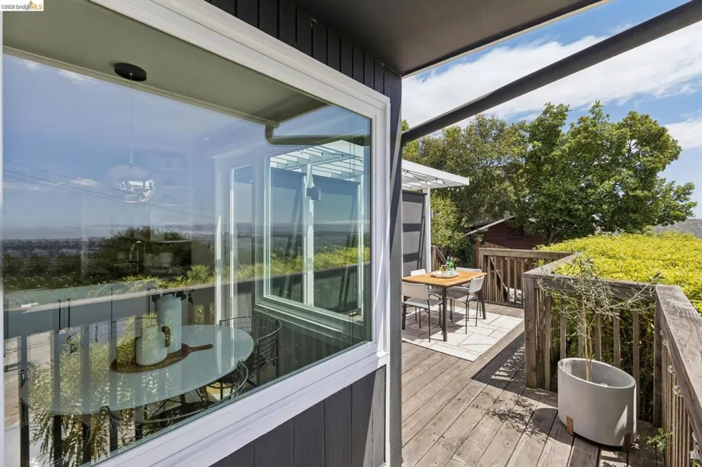 62 Arden Rd Berkeley, CA 94704