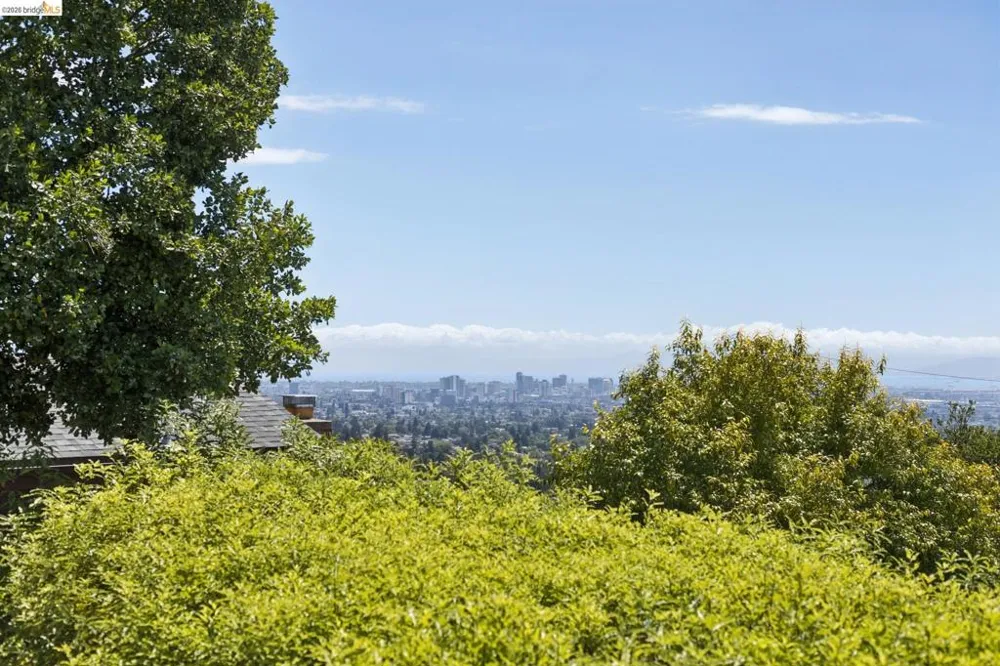 62 Arden Rd Berkeley, CA 94704