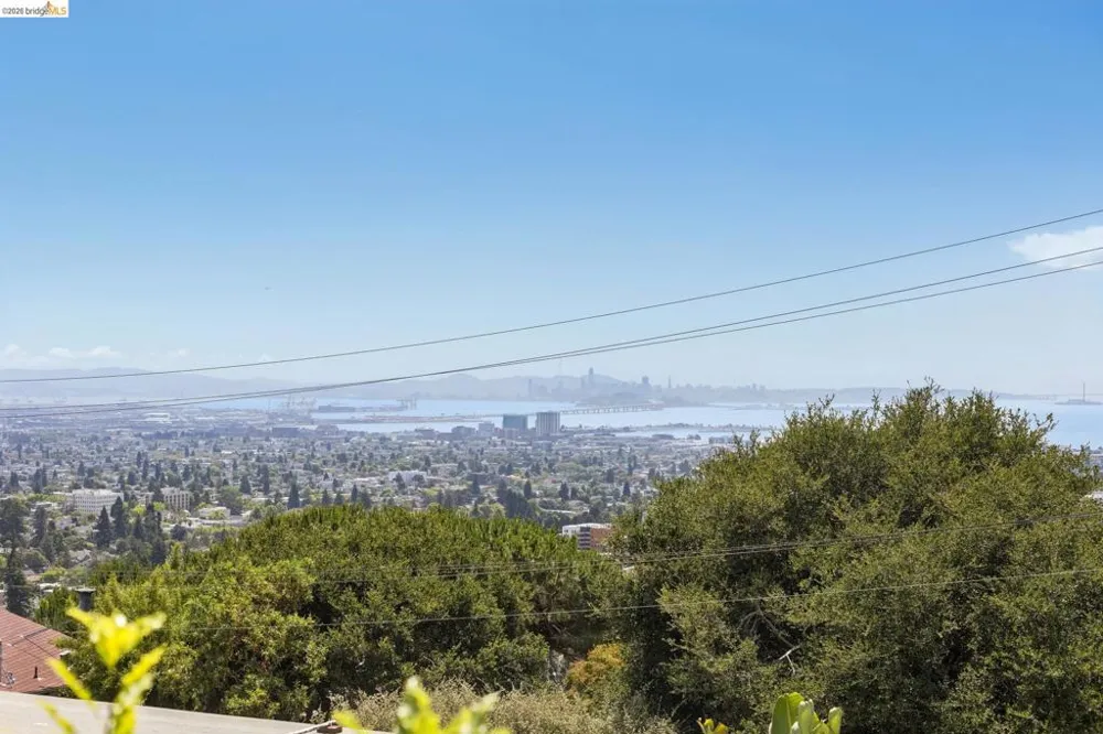 62 Arden Rd Berkeley, CA 94704
