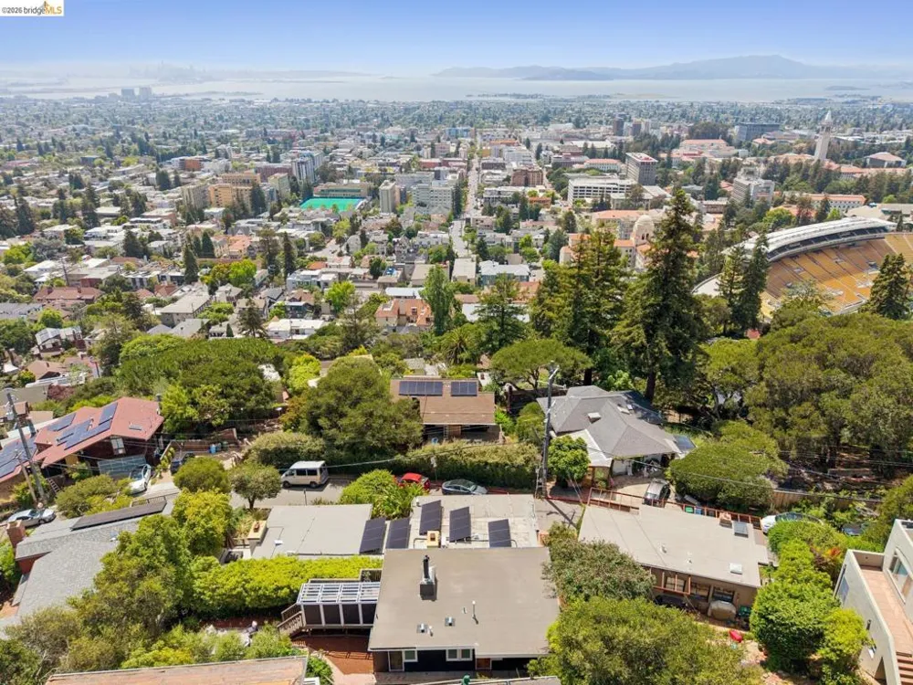 62 Arden Rd Berkeley, CA 94704