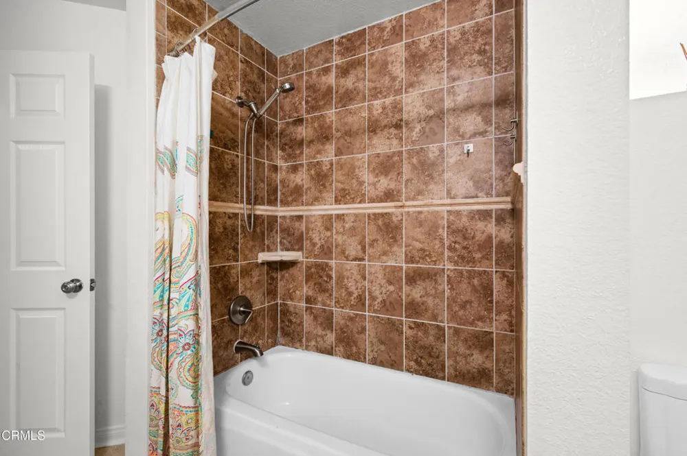 4200 Via Arbolada #123 Los Angeles, CA 90042