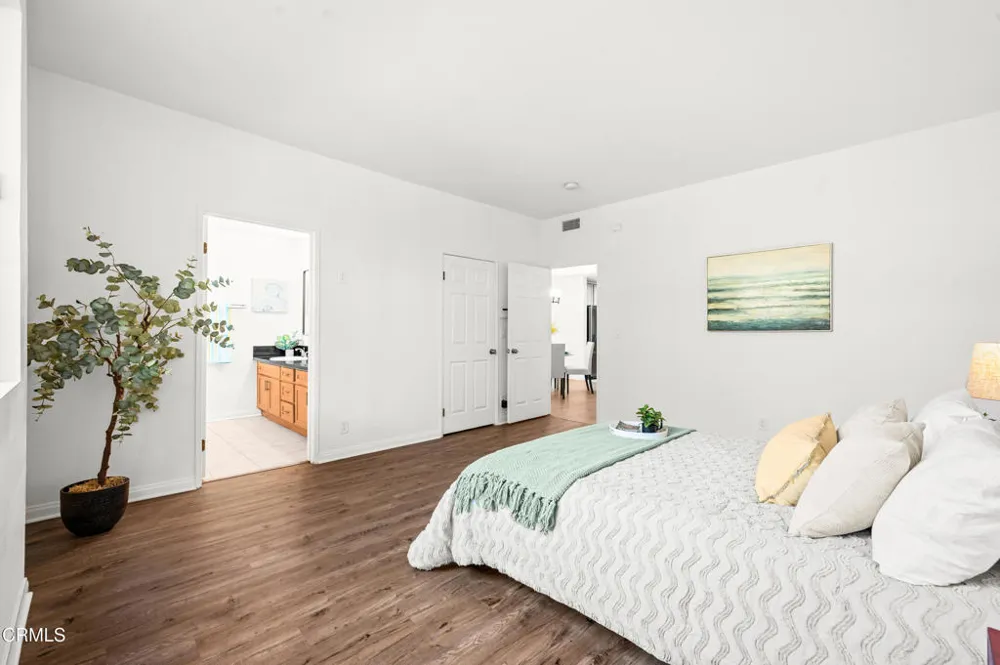 4200 Via Arbolada #123 Los Angeles, CA 90042