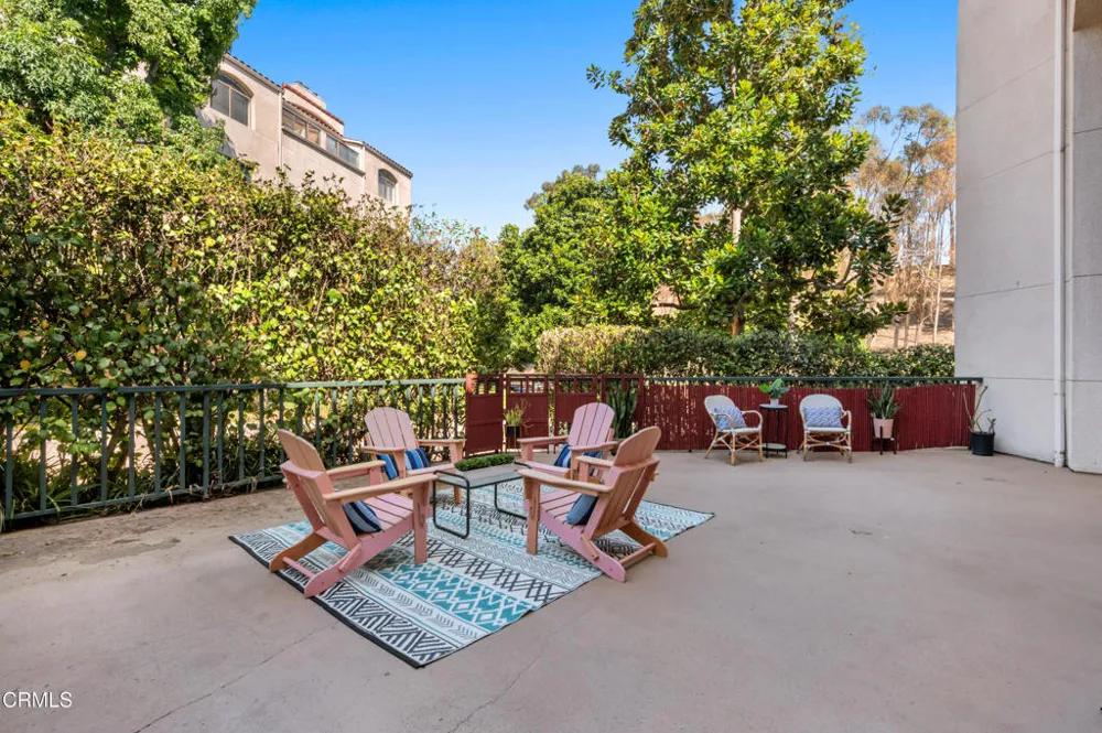 4200 Via Arbolada #123 Los Angeles, CA 90042