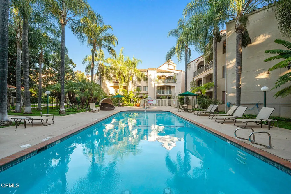 4200 Via Arbolada #123 Los Angeles, CA 90042