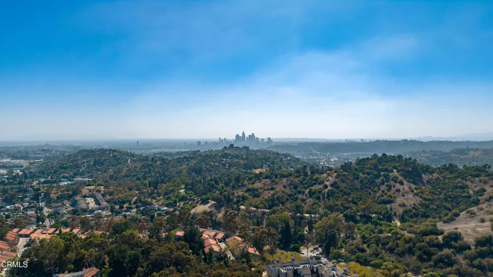 4200 Via Arbolada #123 Los Angeles, CA 90042