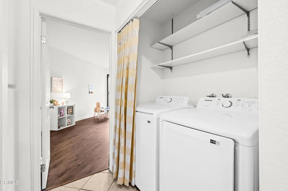 4200 Via Arbolada #123 Los Angeles, CA 90042