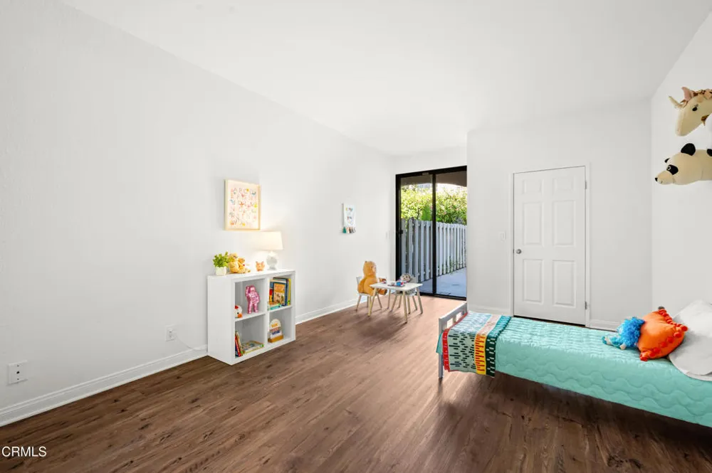4200 Via Arbolada #123 Los Angeles, CA 90042