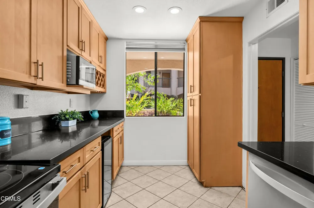 4200 Via Arbolada #123 Los Angeles, CA 90042