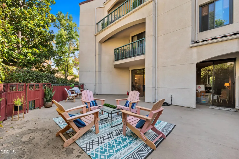 4200 Via Arbolada #123 Los Angeles, CA 90042