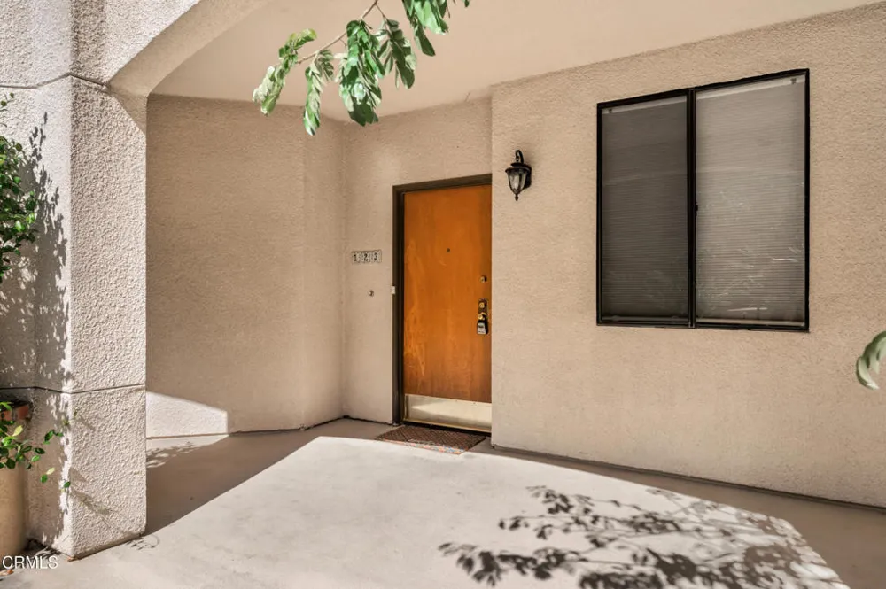 4200 Via Arbolada #123 Los Angeles, CA 90042