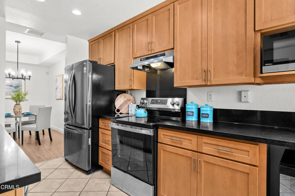 4200 Via Arbolada #123 Los Angeles, CA 90042