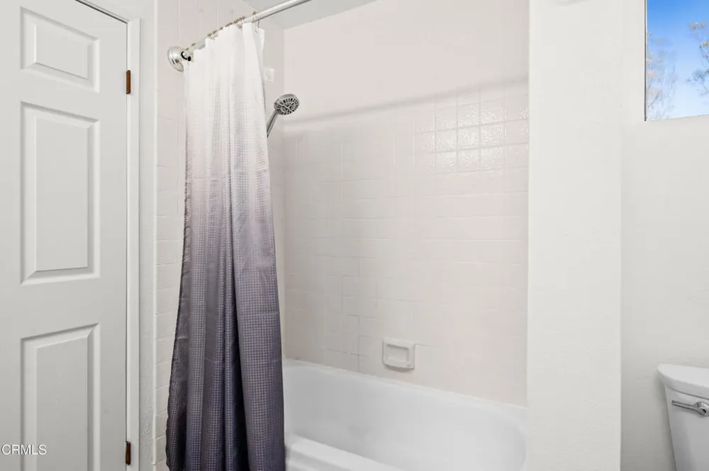 4200 Via Arbolada #123 Los Angeles, CA 90042