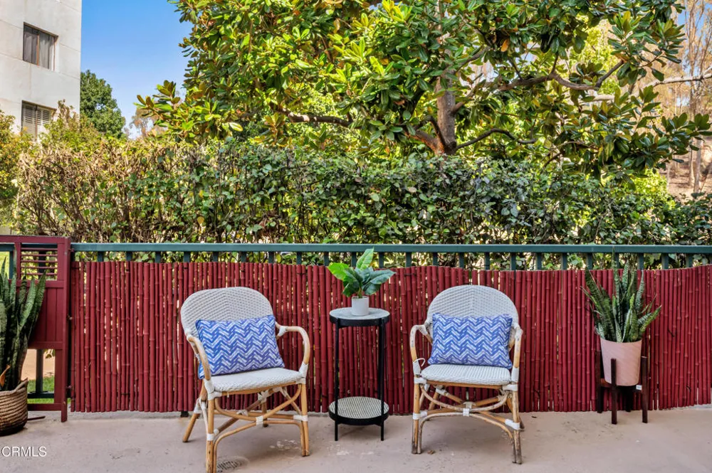 4200 Via Arbolada #123 Los Angeles, CA 90042