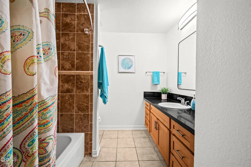 4200 Via Arbolada #123 Los Angeles, CA 90042