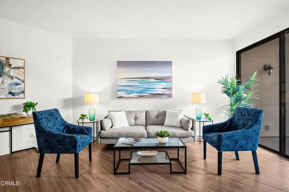 4200 Via Arbolada #123 Los Angeles, CA 90042