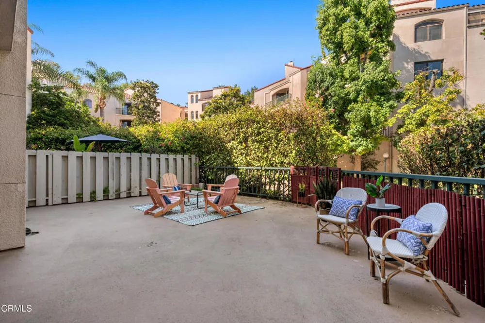 4200 Via Arbolada #123 Los Angeles, CA 90042