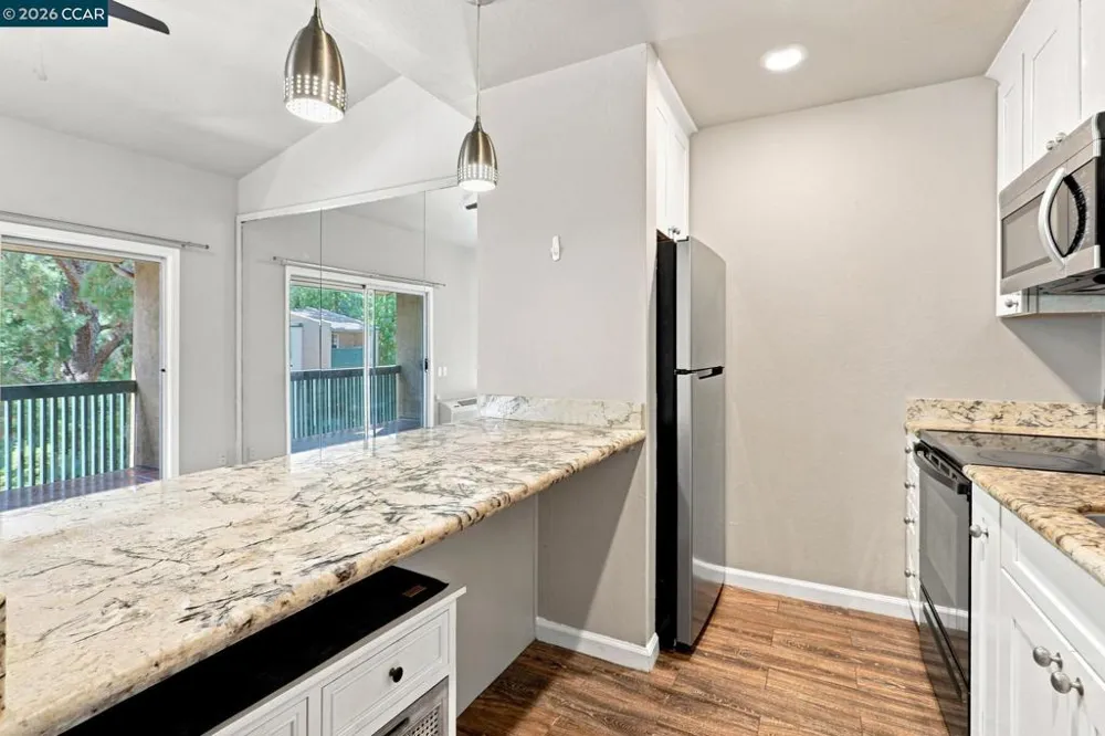 155 Sharene Ln #307 Walnut Creek, CA 94596