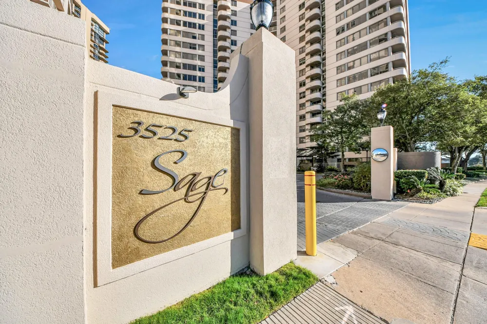 3525 Sage Road #1503 Houston, TX 77056