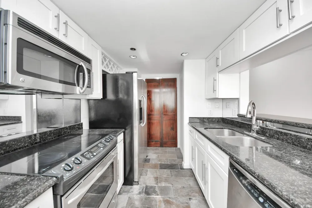 3525 Sage Road #1503 Houston, TX 77056