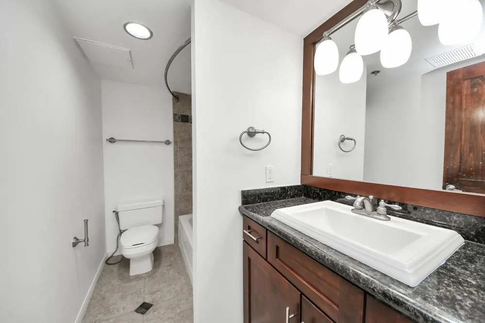 3525 Sage Road #1503 Houston, TX 77056