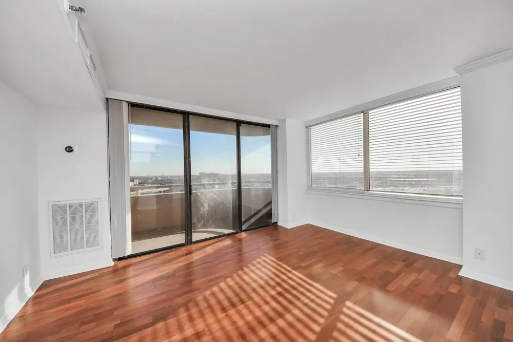 3525 Sage Road #1503 Houston, TX 77056