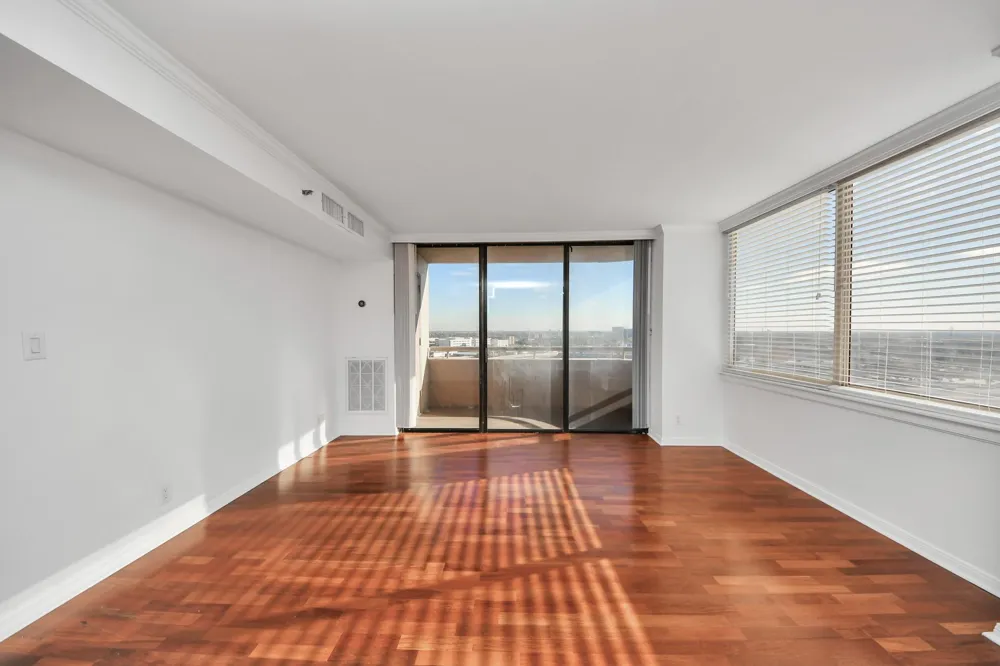 3525 Sage Road #1503 Houston, TX 77056