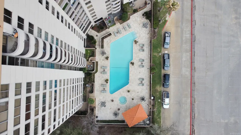 3525 Sage Road #1503 Houston, TX 77056