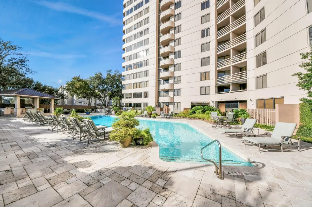 3525 Sage Road #1503 Houston, TX 77056