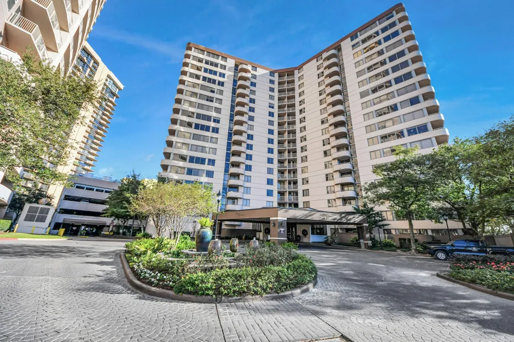 3525 Sage Road #1503 Houston, TX 77056