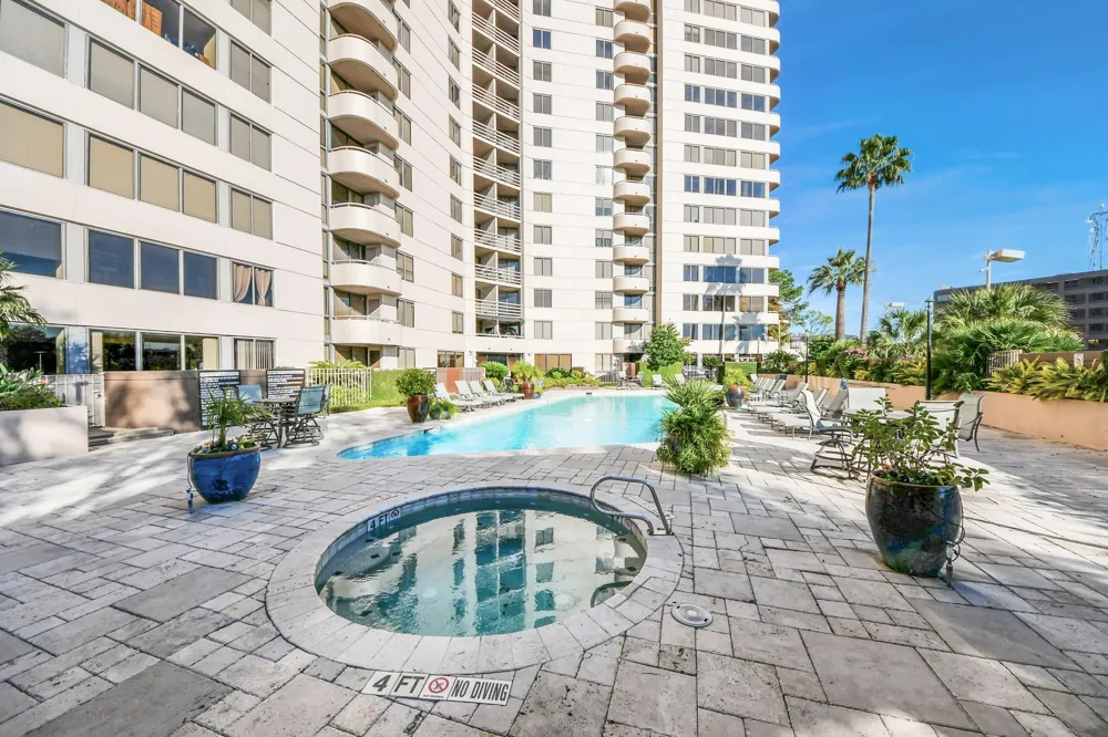 3525 Sage Road #1503 Houston, TX 77056