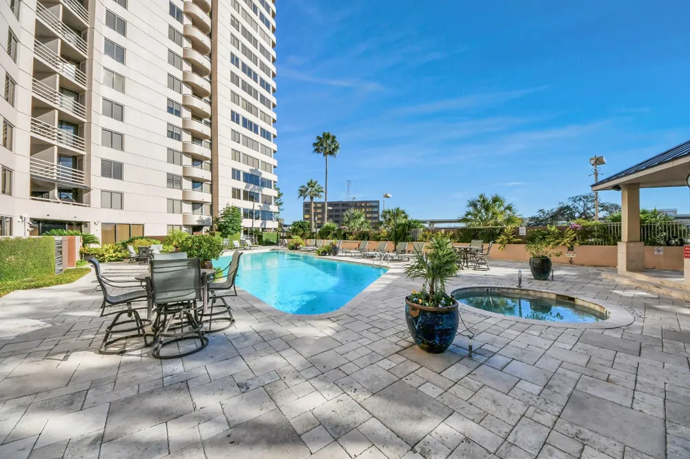 3525 Sage Road #1503 Houston, TX 77056